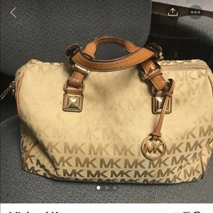 Michael Kors purse